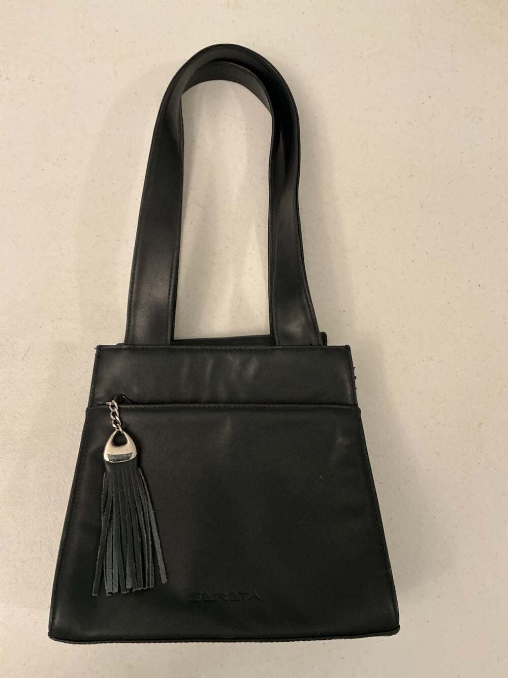 Sereta Vintage Black Genuine Cowhide Leather Shoulder Bag with Tassel